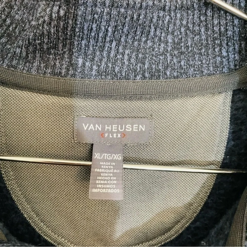 Van Heusen Flex Henley Fleece Lined Long Sleeve Sweater Size XL Blue/Black